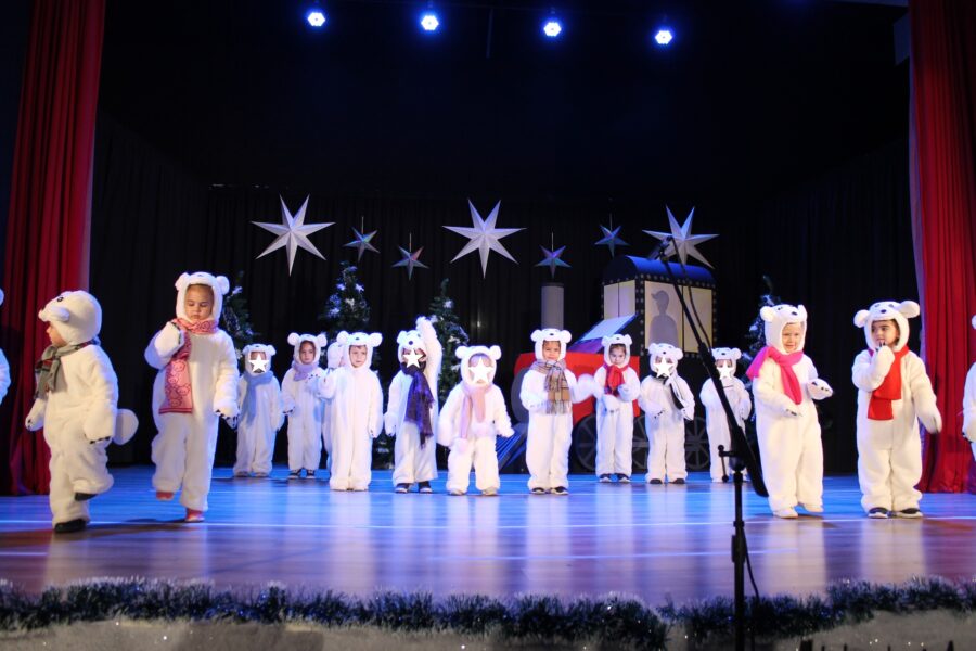 The Polar Express Christmas Show (20)